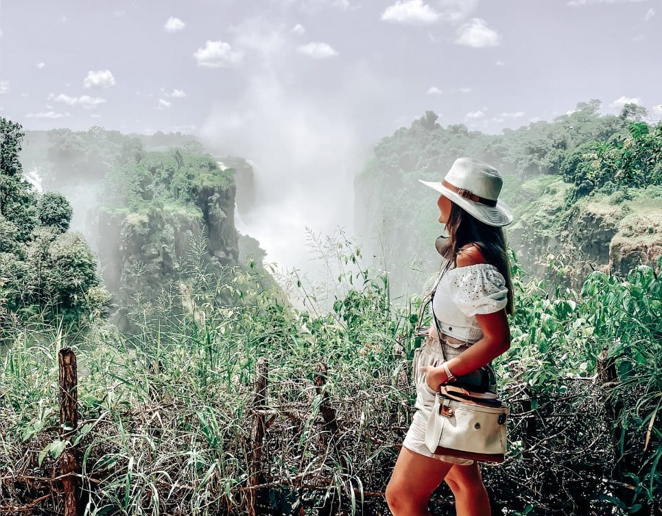 Zimbabwe: Victoria Falls. The smoke that thunders.